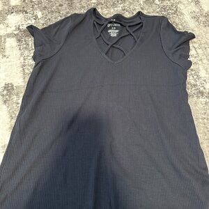 American Eagle Outfitters Navy V-Neck Tee